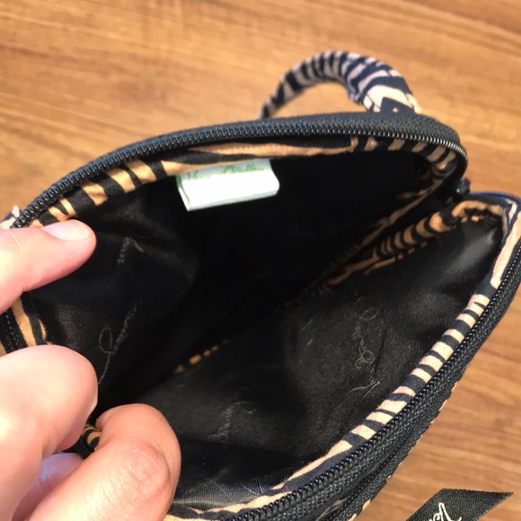 ❗️SALE❗️Vera Bradley Crossbody purse - Picture 3 of 7